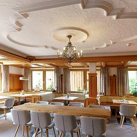 Hotel Erzherzog Johann 4*